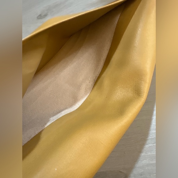 Yves Saint Laurent Tan Wallet - Picture 8 of 16